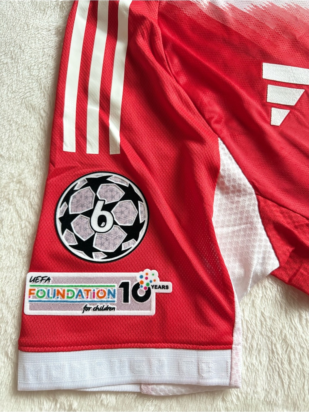 Bayern Munich Soccer. Olise #17 - Picture 4 of 8